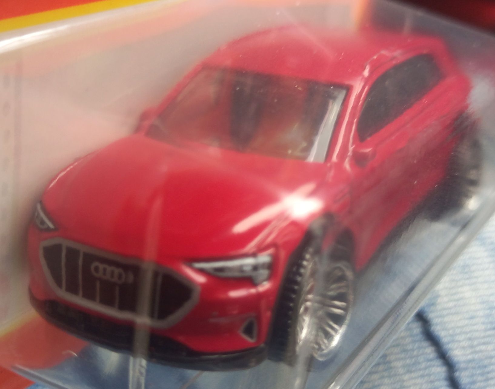 Matchbox Audi E-tron