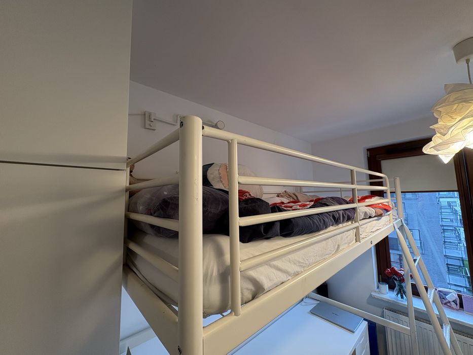 Łòżko antresola SVARTA IKEA z materacem
