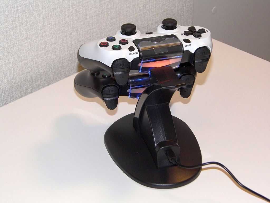 Nowa podwójna ładowarka do padów PlayStation 4