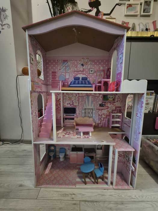 Domek, lalki, samochód, mebelki, Barbie