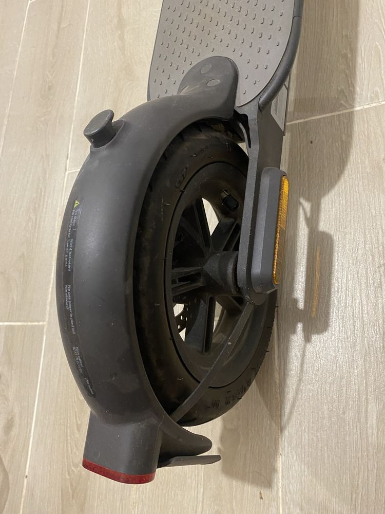 Самокат xiaomi mi electric scooter essential black