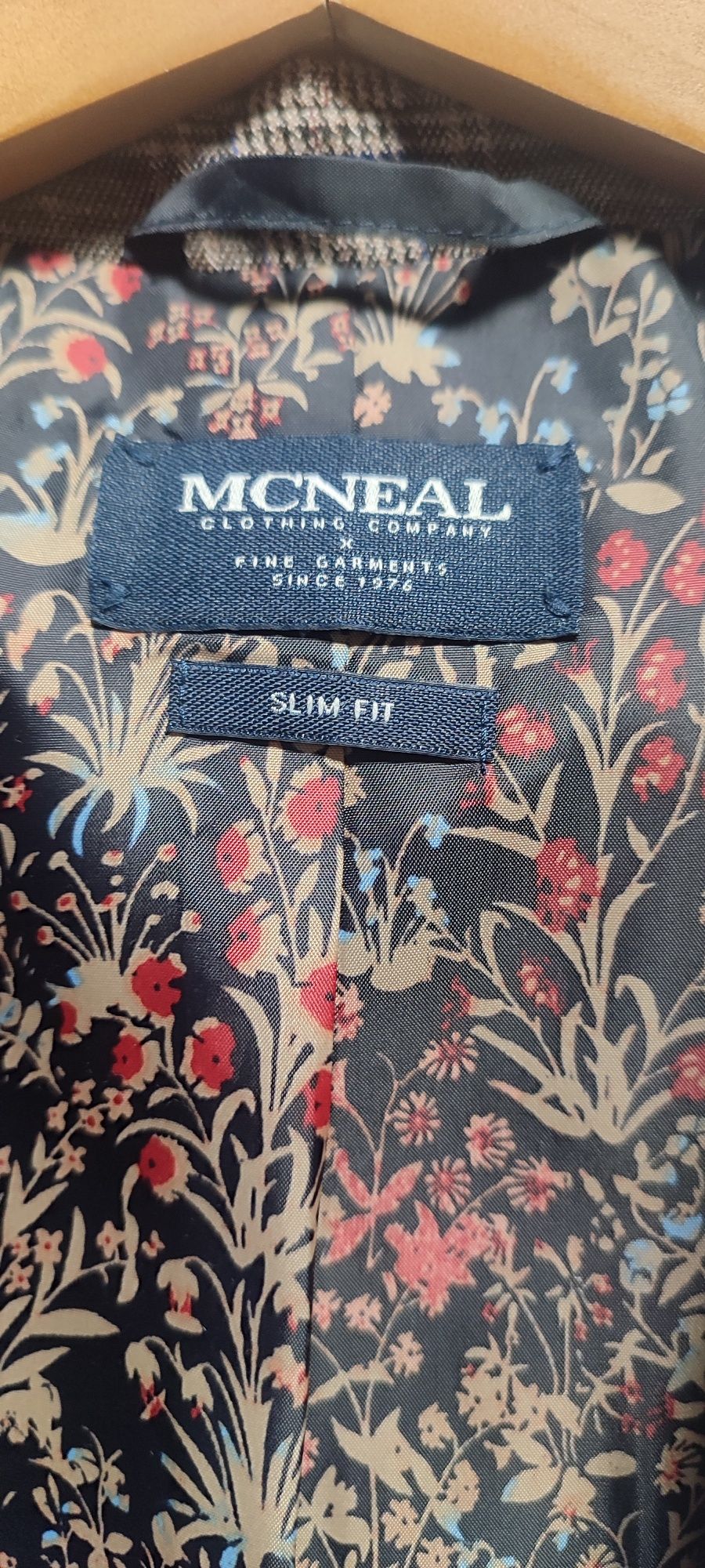 Garnitur w kratę McNeal