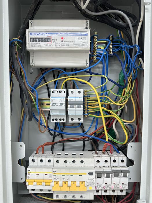 Електрик • Послуги електромонтажу • Стрий та район