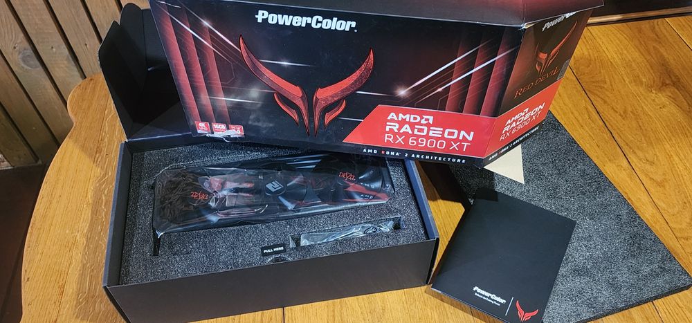 Продам видео карту AMD RADEON RX 6900 XT