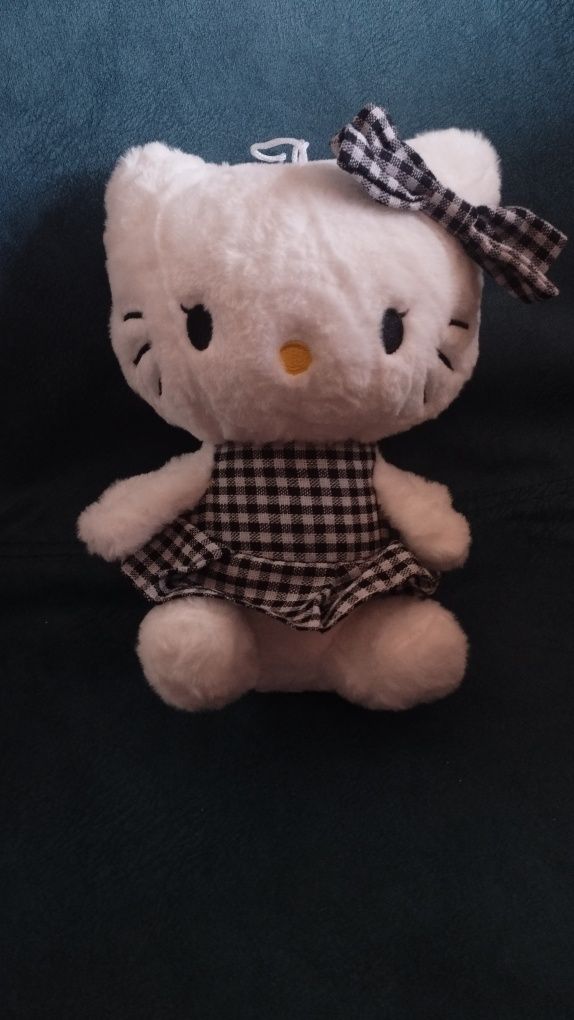 М'яка іграшка Хеллоу Кітті в сукні у клітинку кішка Hello Kitty чорна