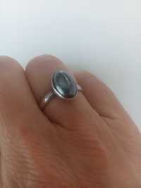 Pierścionek srebrny oczko hematyt