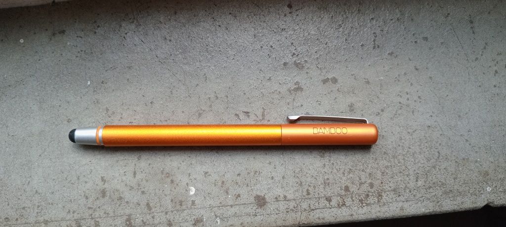 Caneta wacom bamboo