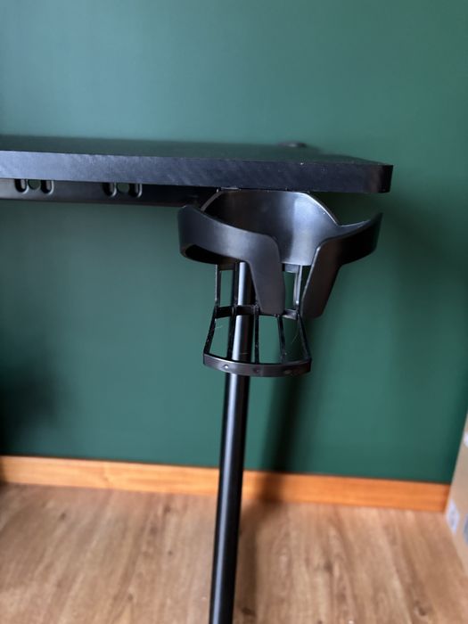 Secretaria Alpha Gamer preta Ikea