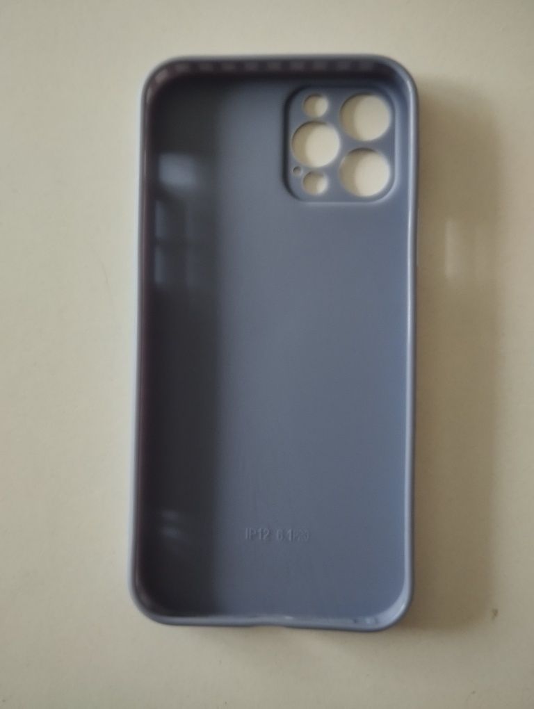 Etui na smartfon iPhone 12 pro