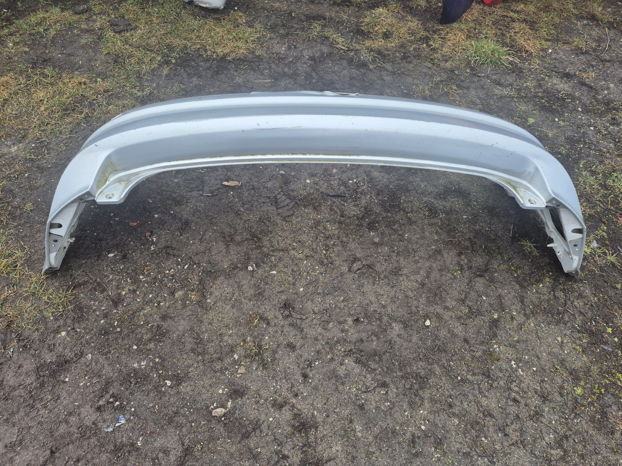 Zderzak tylny ford focus mk2 lift hb kl 03