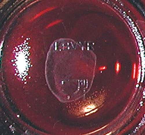 Kolekcjonerska Czerwona Szklanka Burgundowa w Białe Wzorki z Uszkiem