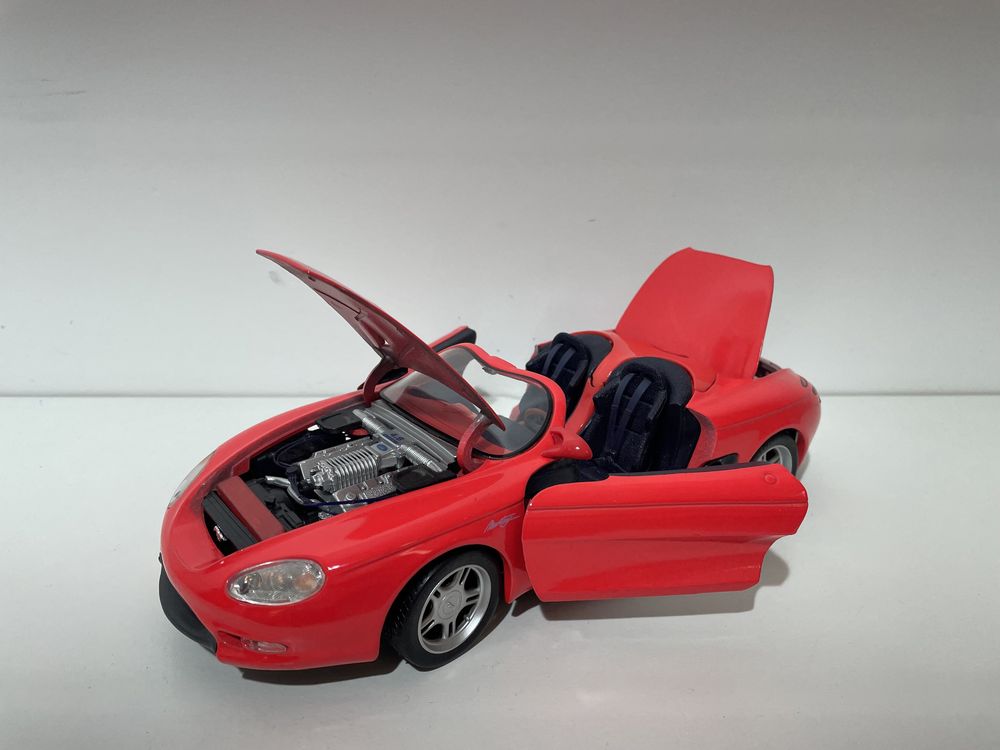 112. Model Ford Mustang Mach 3 1:18 Maisto (nie bburago welly)