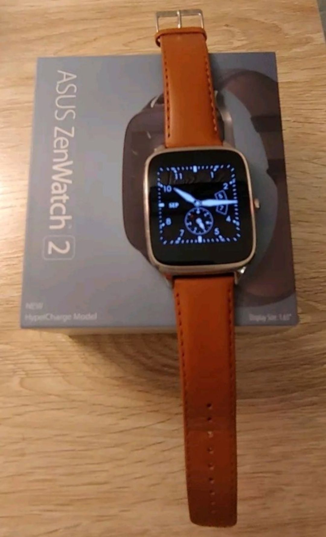 Asus ZenWatch Z501Q