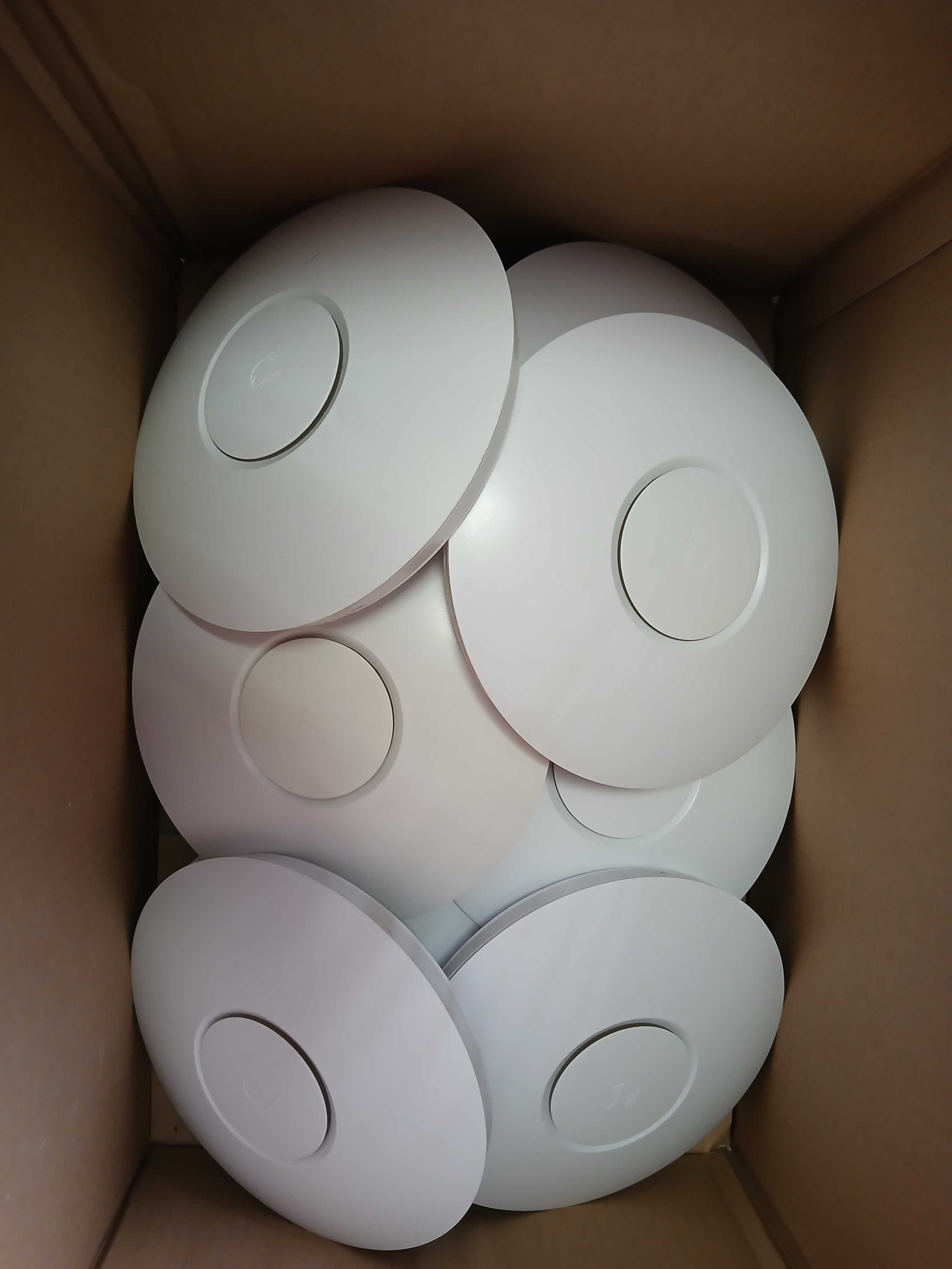 Ubiquiti UNIFI AP-LR – Long Range (UAP-LR)