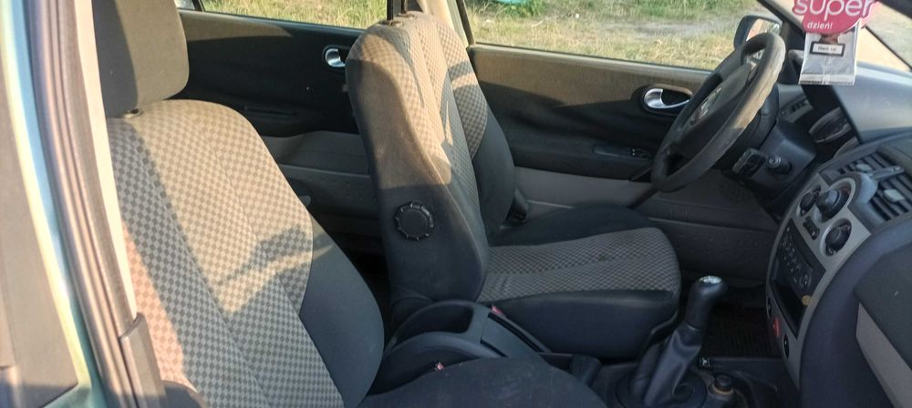 Renault Megane II  1,6 16V, 2004  z LPG