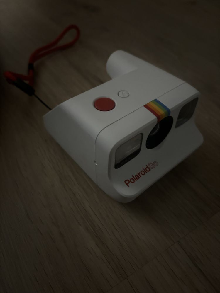 Aparat polaroid go