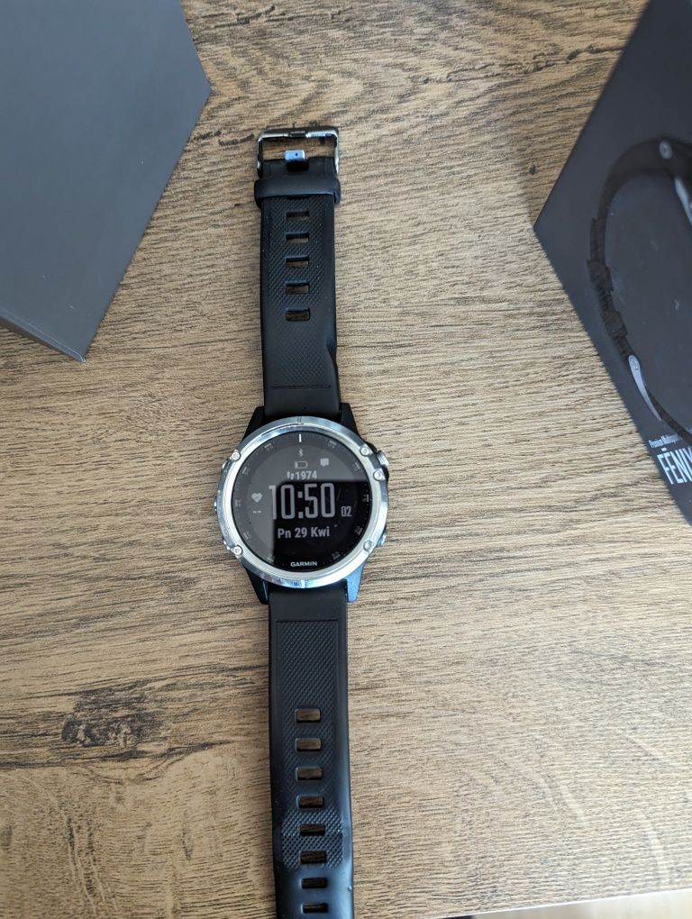 Zegarek Smartwatch Garmin Fenix 5 plus,