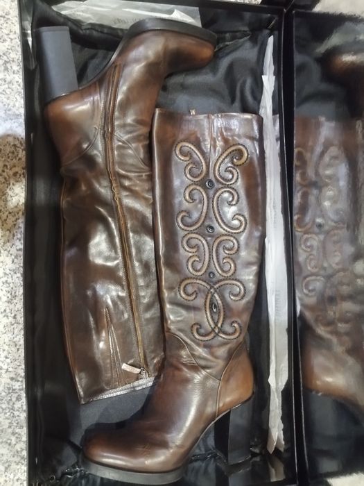 Елегантні  жіночі осінні чоботи розмір 36 сезон весна-осінь