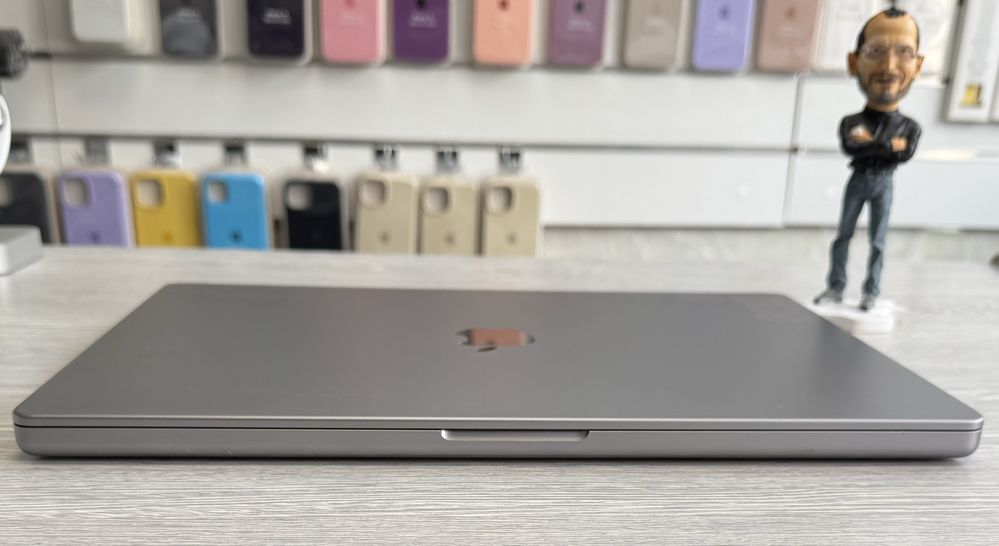 MacBook Pro 16 / M1 Max / RAM 32 / SSD 1 TB / 2021 / Space Grey