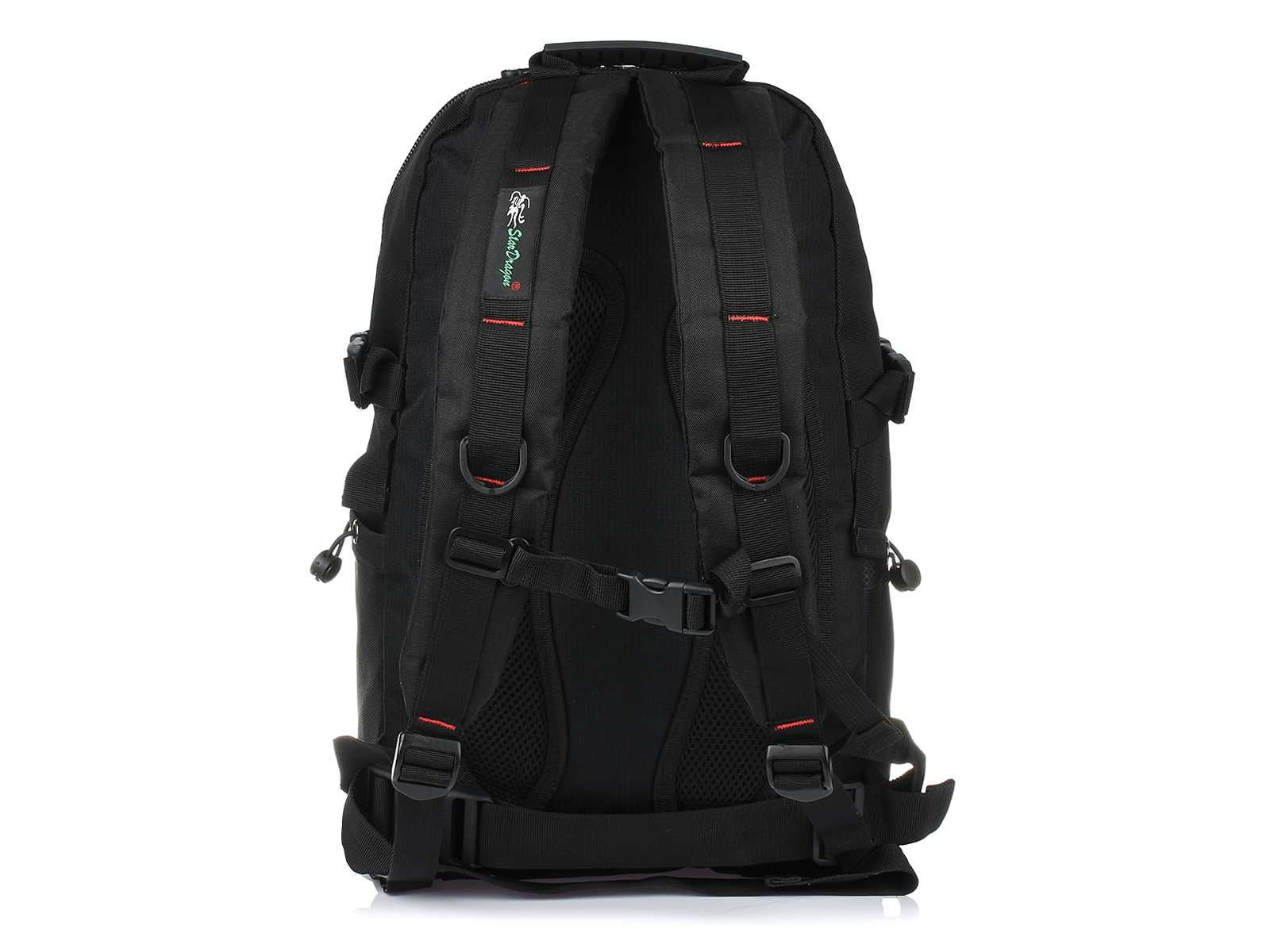 Czarny duży plecak sportowy, trekkingowy, na wycieczki, miejski