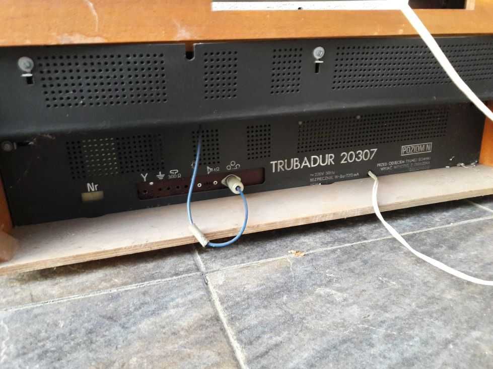 Radio lampowe radiogramofon Diora Trubadur PRL