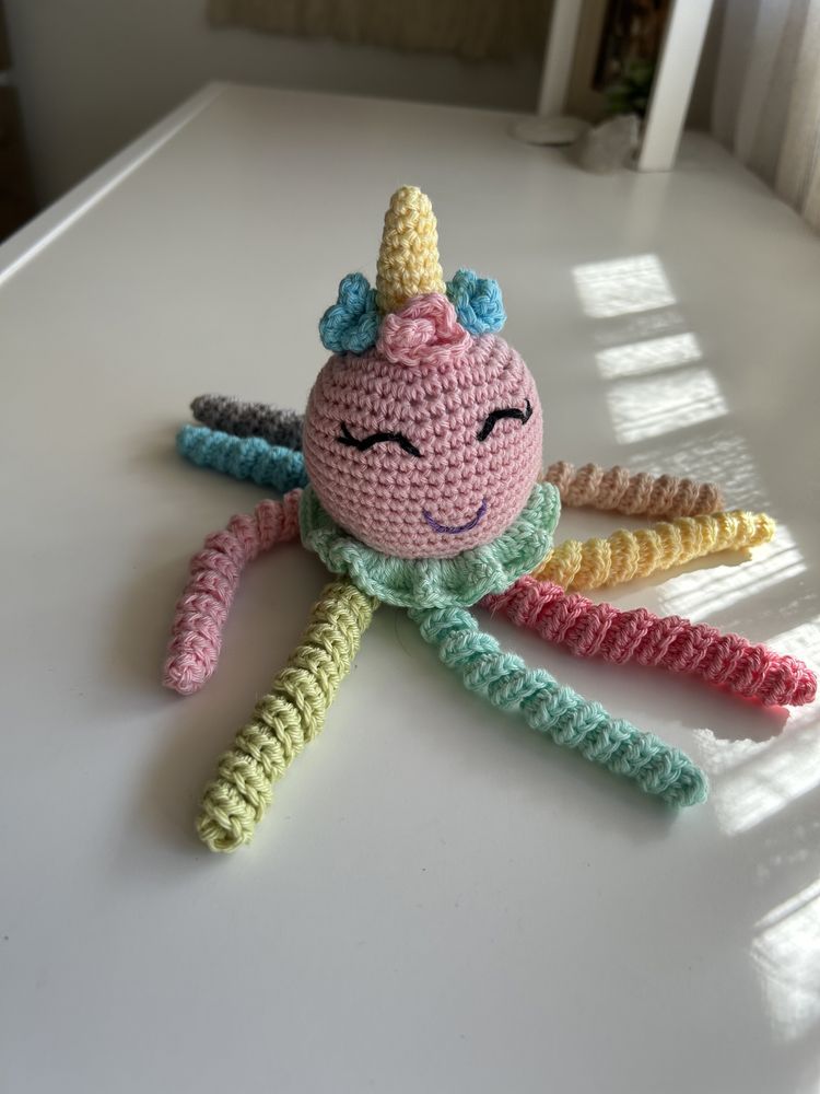 Polvinho unicórnio amigurumis