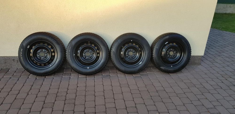 Koła zimowe Toyota Corolla  E21 195/65/15