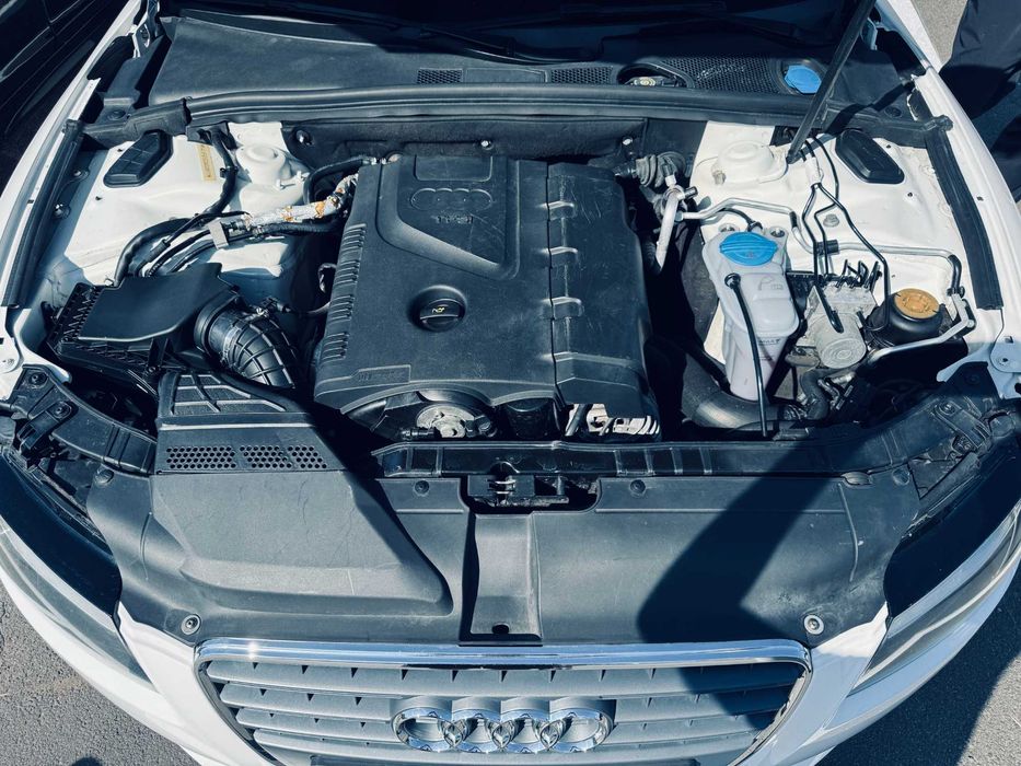 Продається яскравий автомобіль для емоцій - AUDI S5 CABRIOLET