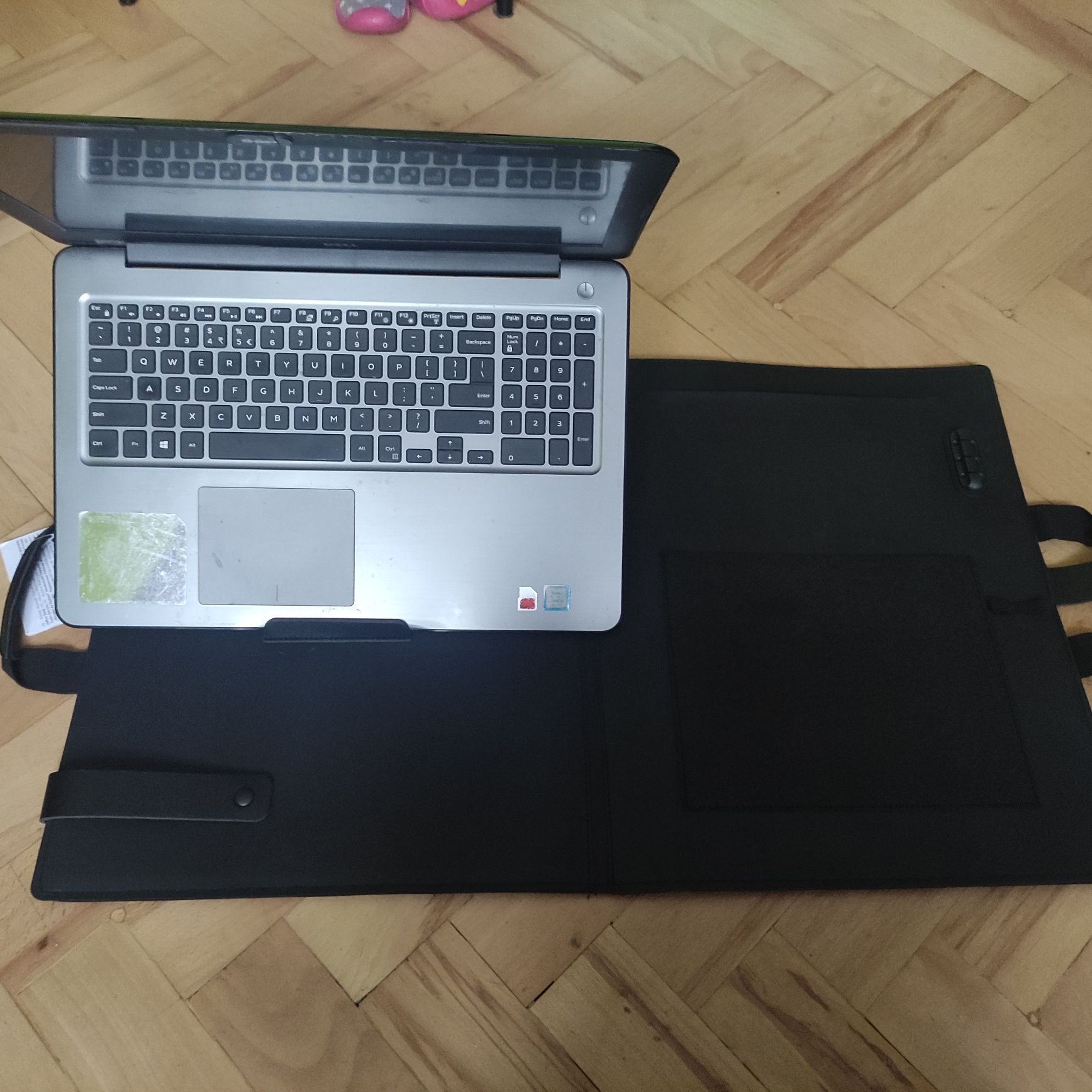 Podkładka pod laptopa