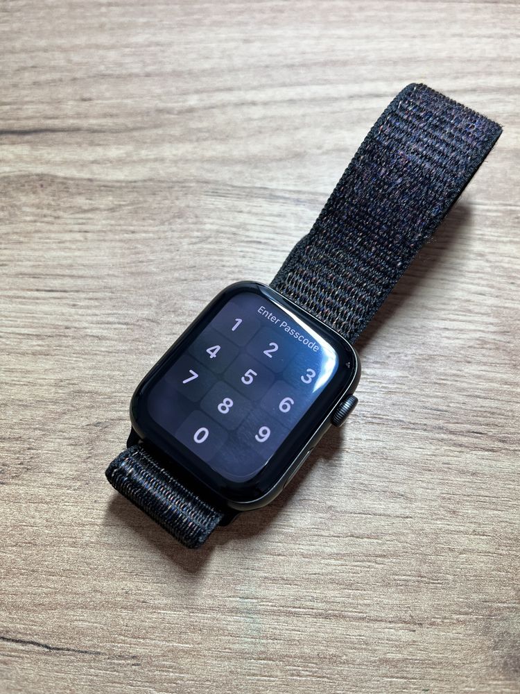 Apple watch SE 44mm LTE