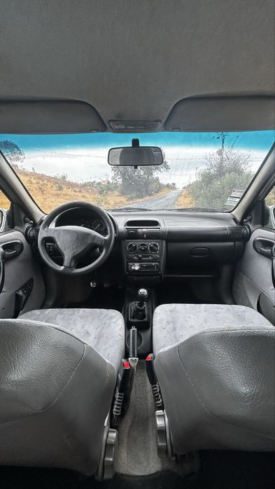 Opel Corsa 1.5 Isuzu 1999