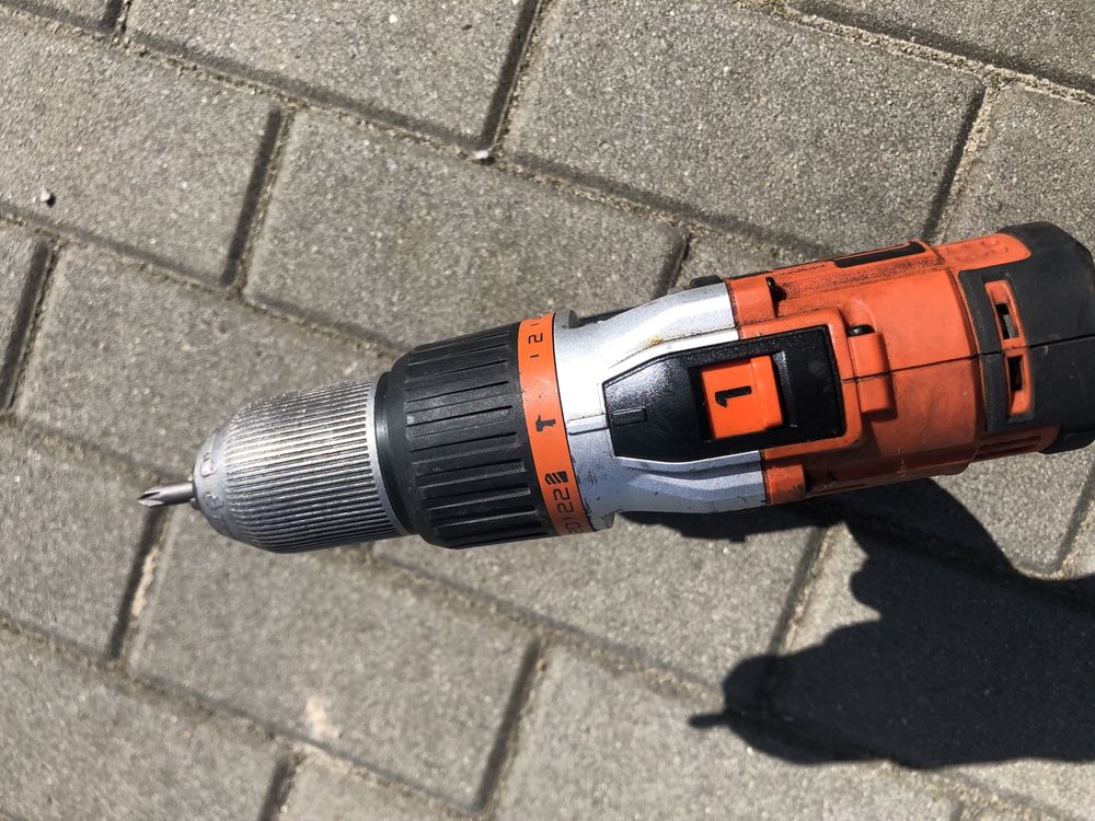 Wkrętarka Black&Decker 18V udarowa