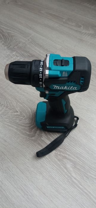 Шуруповерт Makita DDF 487 (без АКБ)