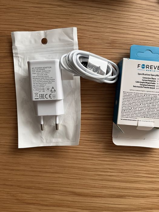 Ładowarka i przewód kabel do ładowania do iPhone SE2020/11/12/13 13Pro