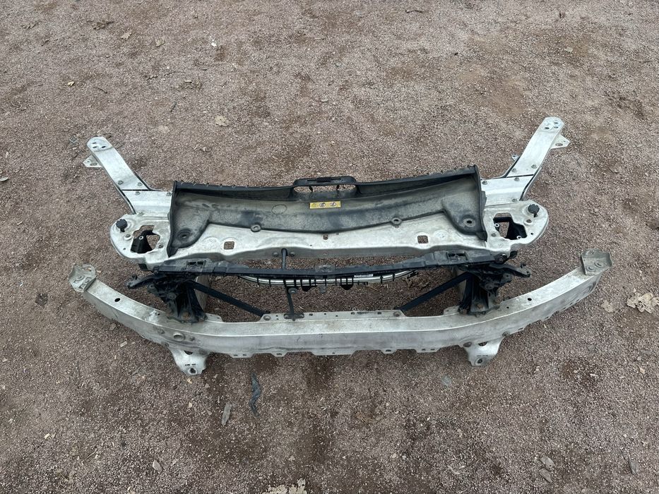 Телевізор установочна панель W 213 Mercedes 205 телік підсилювач