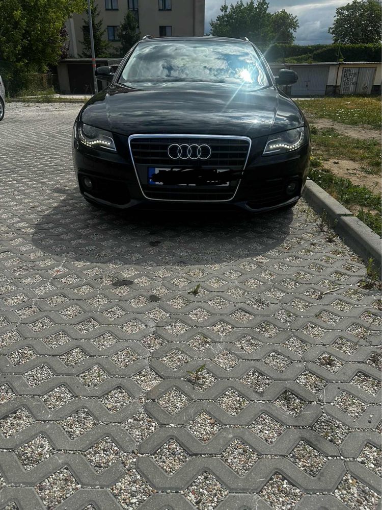 Audi A4 B8 1.8 tfsi Xenon LED Alcantara MMI 2011r