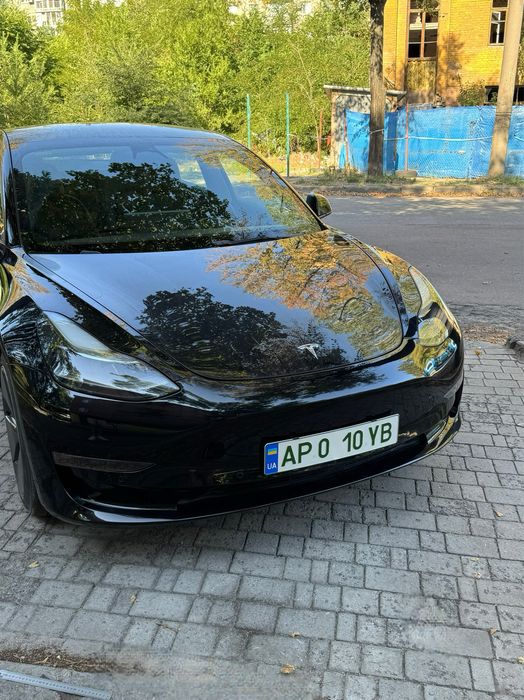 Подиум-рамка для номерного знака Tesla Model 3 | Невидимое крепление