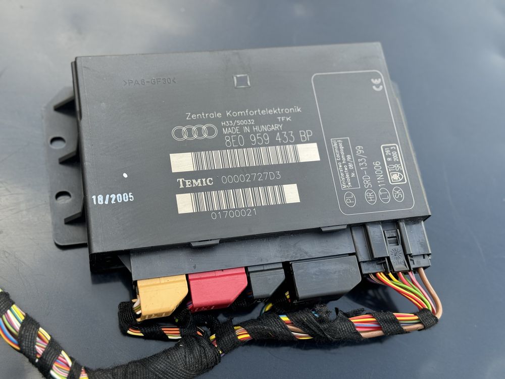 Блок комфорту Audi a4 b7 модуль комфорт 8E0959433BK ауді а4 б7