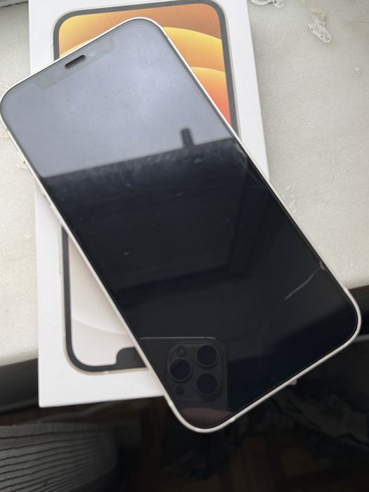 Iphone 12 - 128GB BRANCO