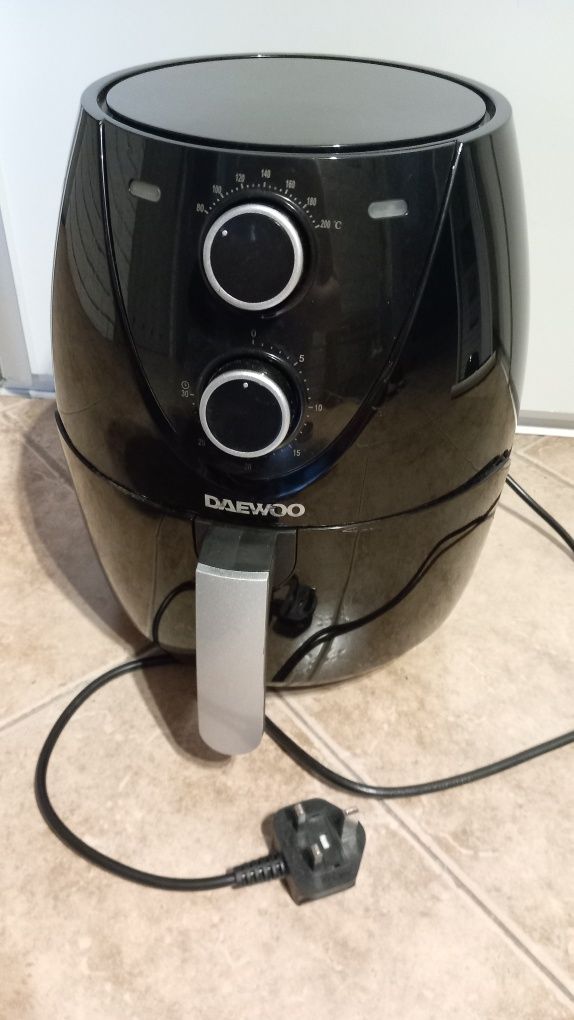 Air fryer Daewoo