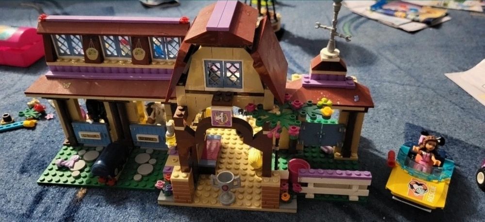 Zestaw mieszany lego friends stajnia
