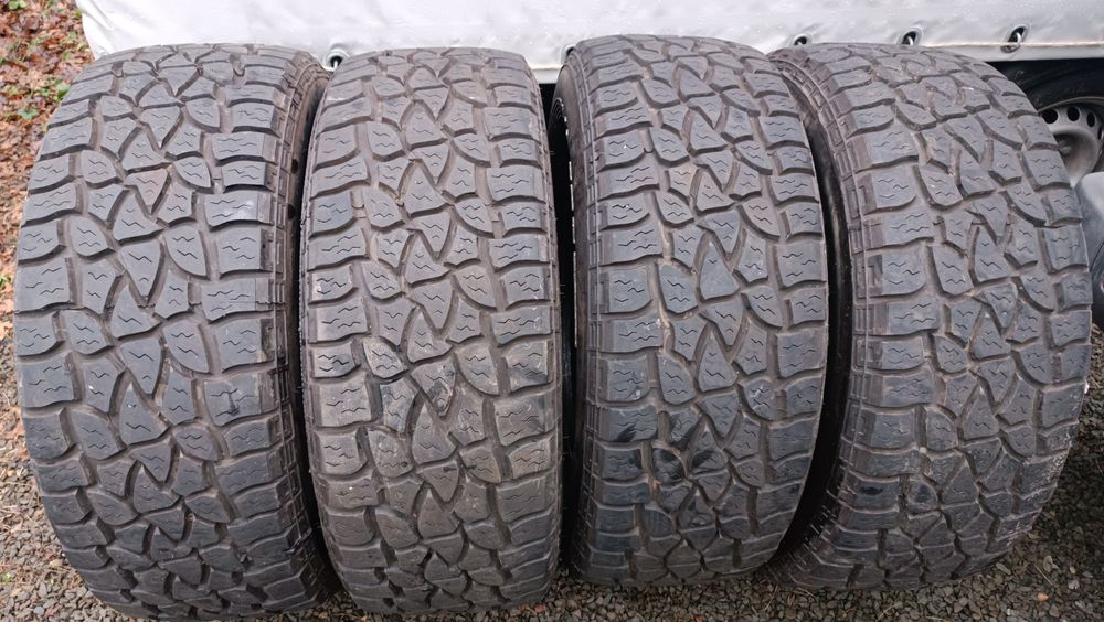 Mickey Thompson 265/60 R18