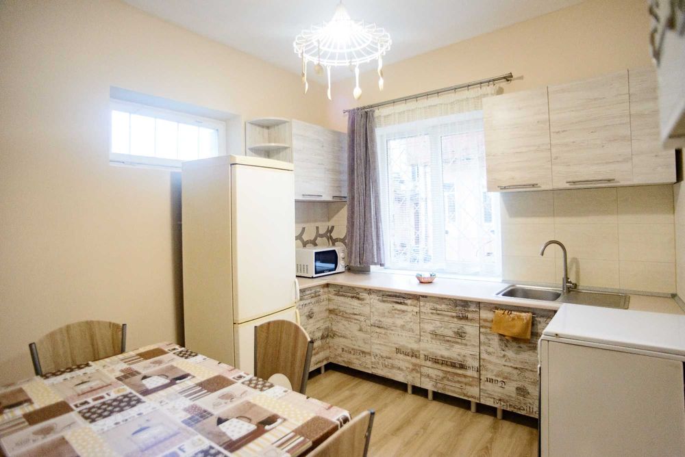 Оренда  від власника 2-кім кв. вул. Софії Яблонської 15 хв. до центру