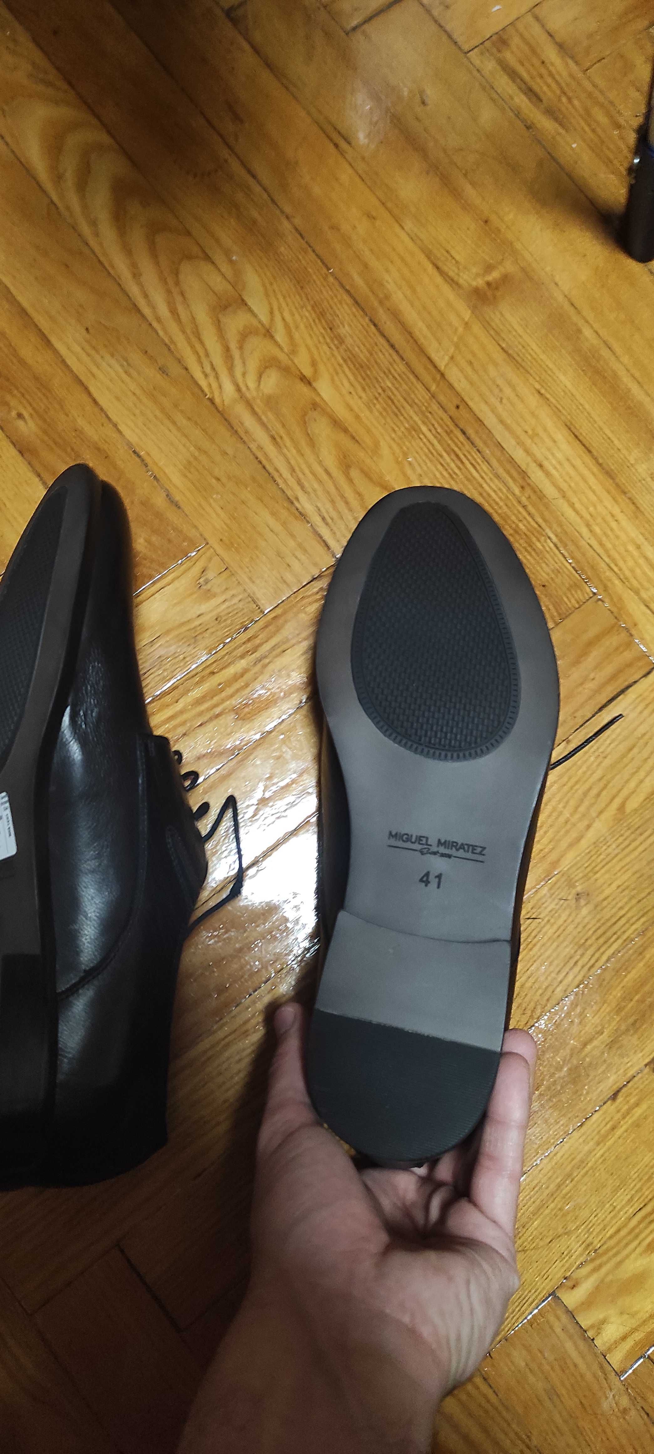 Туфли класичні чорні 41 розмір нові