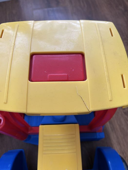 Іграшковий трактор Wader