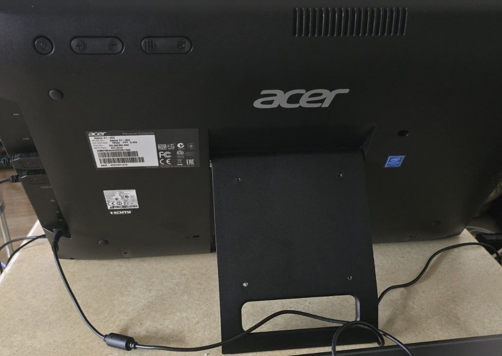 Моноблок єкран 21.5, Acer Aspire Z1-622