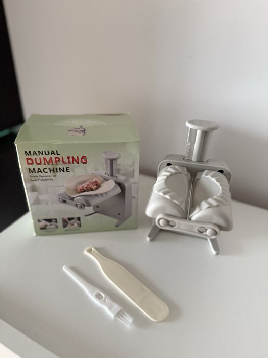 Maszynka do lepienia pierogów prezent