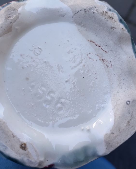 Wazon majolika sygnowany