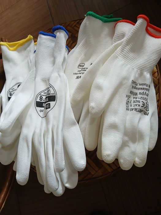 Продам перчатки полиуритановие