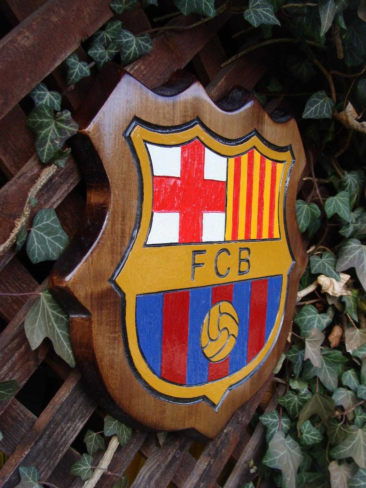 FCB FC Barcelona Ręcznie rzeźbione logo w drewnie. UNIKAT